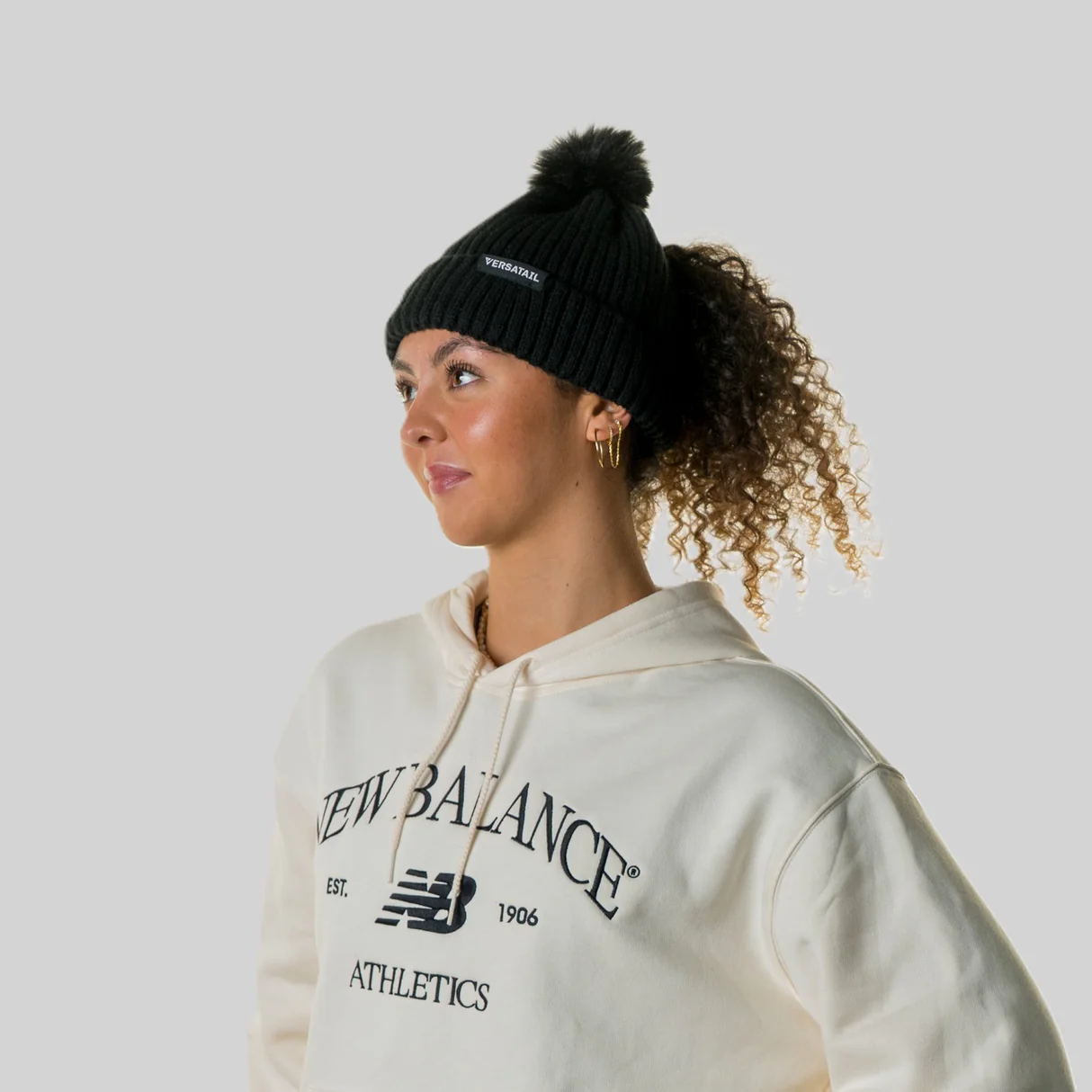 *NEW* Versatail Magni-Strip Bobble Hat *NEW* Versatail Magni-Strip Bobble Hat