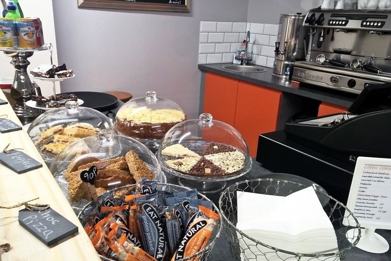 Love & Piste Coffee & Cake