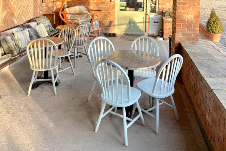 Love & Piste Outside Coffee Area